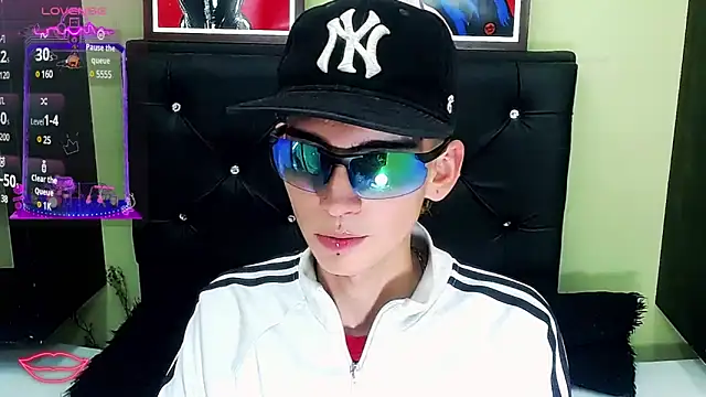 Snapshot of ttimy_x_boy chatting on 03-08-25, 11:49 ttimy x boy online show from 03-08-25, 11:49