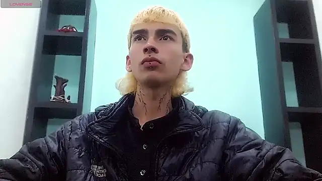 ttimy x boy online show from 04-11-26, 09:18