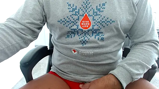Snapshot of GirthBullger4You chatting on 03-12-25, 05:07 GirthBullger4You online show from 03-12-25, 05:07