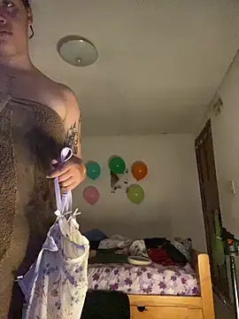 Miss oliviaa online show from 04-13-26, 09:52