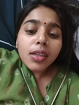 Snapshot of Sweet-Rani chatting on 05-13-26, 06:04 Sweet-Rani online show from 05-13-26, 06:04