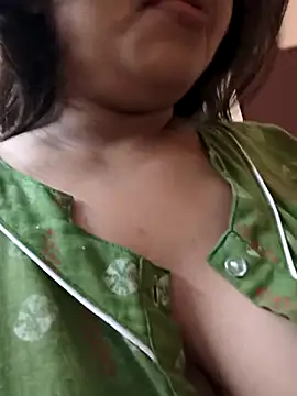 Snapshot of Sweet-Rani chatting on 05-02-26, 06:13 Sweet-Rani online show from 05-02-26, 06:13