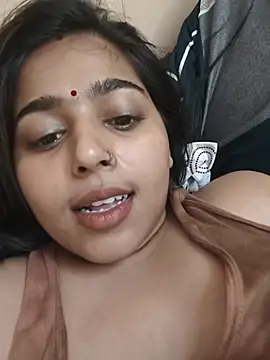 Snapshot of Sweet-Rani chatting on 06-16-26, 06:08 Sweet-Rani online show from 06-16-26, 06:08