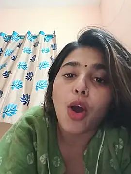 Snapshot of Sweet-Rani chatting on 05-14-26, 05:43 Sweet-Rani online show from 05-14-26, 05:43