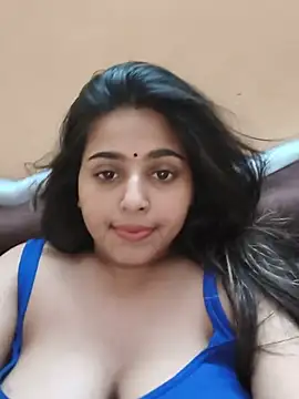 Snapshot of Sweet-Rani chatting on 06-24-26, 05:44 Sweet-Rani online show from 06-24-26, 05:44