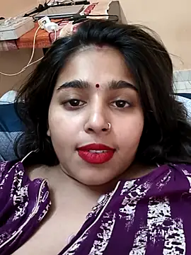 Snapshot of Sweet-Rani chatting on 04-21-26, 09:27 Sweet-Rani online show from 04-21-26, 09:27