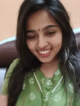Snapshot of Sweet-Rani chatting on 07-10-26, 02:50 Sweet-Rani online show from 07-10-26, 02:50