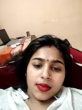 Snapshot of Sweet-Rani chatting on 04-13-26, 04:55 Sweet-Rani online show from 04-13-26, 04:55