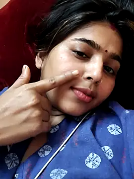 Snapshot of Sweet-Rani chatting on 04-12-26, 04:32 Sweet-Rani online show from 04-12-26, 04:32