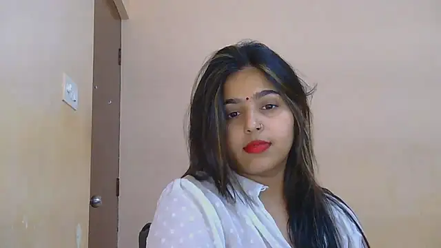 Snapshot of Sweet-Rani chatting on 04-16-26, 02:51 Sweet-Rani online show from 04-16-26, 02:51