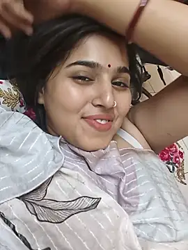 Snapshot of Sweet-Rani chatting on 06-01-26, 05:56 Sweet-Rani online show from 06-01-26, 05:56