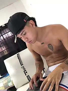 logannth online show from 11-08-25, 06:44