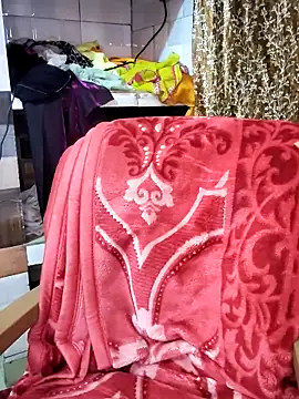 Snapshot of cutepragya2 chatting on 09-21-25, 05:45 cutepragya2 online show from 09-21-25, 05:45