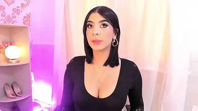 emaa lambert online show from 10-28-25, 03:11