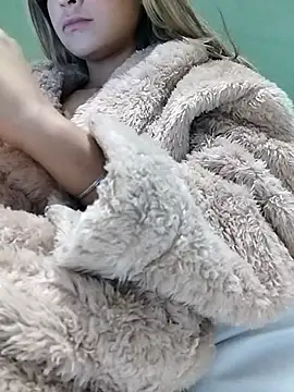 fofinhaa12 online show from 02-03-26, 01:38