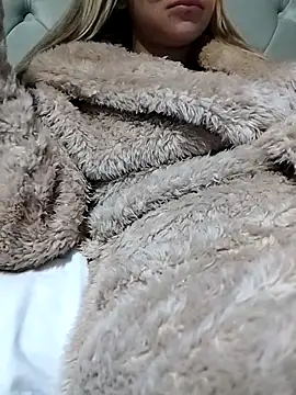 Snapshot of fofinhaa12 chatting on 11-09-25, 02:10 fofinhaa12 online show from 11-09-25, 02:10