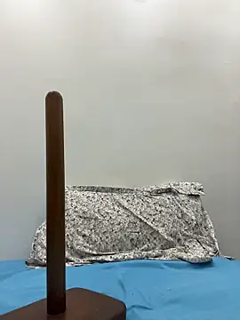 Snapshot of roland_alex1 chatting on 02-17-26, 11:46 roland alex1 online show from 02-17-26, 11:46