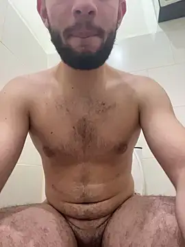 Snapshot of roland_alex1 chatting on 02-26-26, 01:38 roland alex1 online show from 02-26-26, 01:38