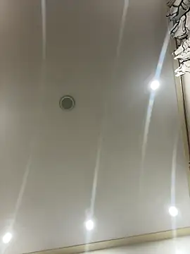 Snapshot of roland_alex1 chatting on 02-12-26, 09:58 roland alex1 online show from 02-12-26, 09:58