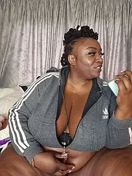 ThickianaRider online show from 12-02-25, 04:47