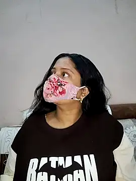 bigtitsqueen online show from 11-15-25, 04:49