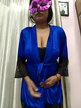 bigtitsqueen online show from 12-19-25, 04:38