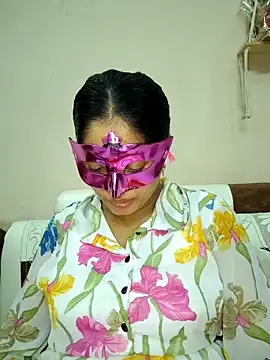 bigtitsqueen online show from 11-08-25, 05:00