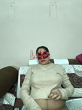 bigtitsqueen online show from 02-06-26, 06:53