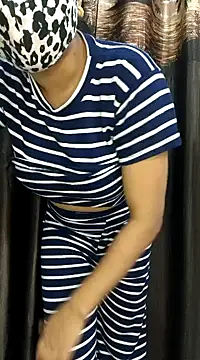 Snapshot of bigtitsqueen chatting on 01-12-25, 01:16 bigtitsqueen online show from 01-12-25, 01:16