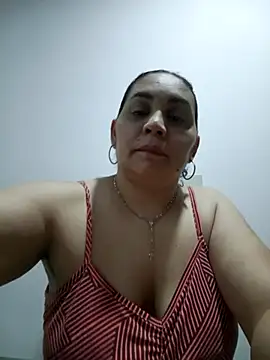 MirandaSoto online show from 01-16-26, 03:43