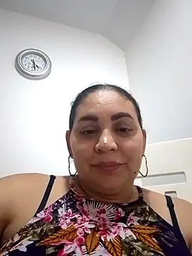 Snapshot of MirandaSoto chatting on 03-17-25, 09:24 MirandaSoto online show from 03-17-25, 09:24