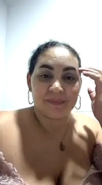 Snapshot of MirandaSoto chatting on 03-16-25, 07:59 MirandaSoto online show from 03-16-25, 07:59