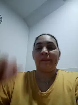 MirandaSoto online show from 04-02-26, 05:14