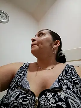 MirandaSoto online show from 12-23-25, 03:39