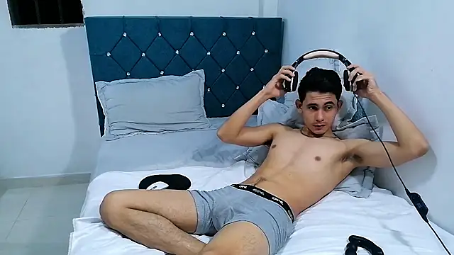 alexispaez457062 online show from 03-07-25, 09:40