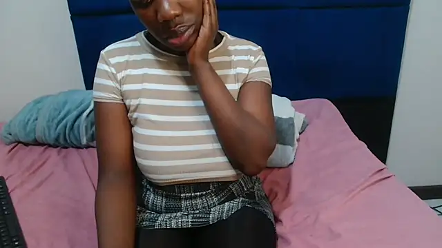 Snapshot of MilkyTitties chatting on 06-17-26, 10:19 MilkyTitties online show from 06-17-26, 10:19