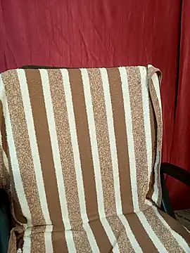 Stripy Doll online show from 10-19-25, 05:26