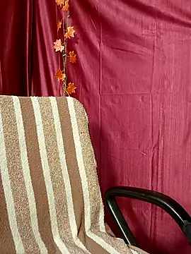 Stripy Doll online show from 03-04-25, 01:06