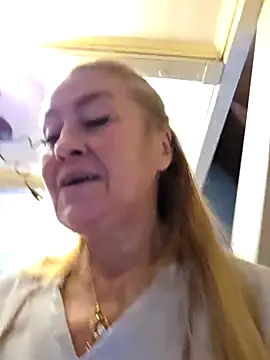 lisalustjouw online show from 02-06-26, 09:16