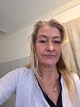 lisalustjouw online show from 04-03-26, 07:37