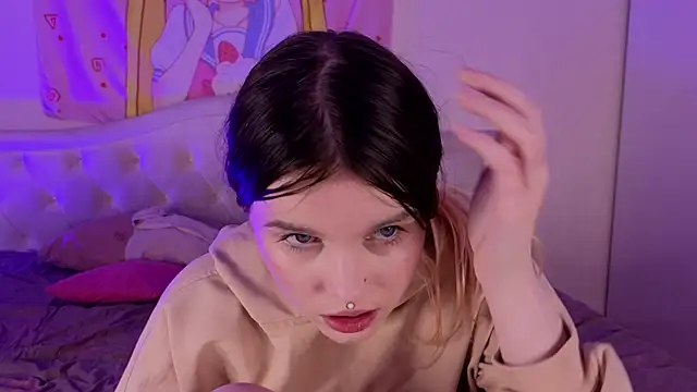 HanaMitsuri online show from 09-26-25, 07:43