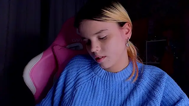 HanaMitsuri online show from 02-03-25, 09:50