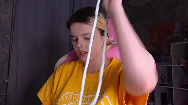 HanaMitsuri online show from 01-26-25, 06:48