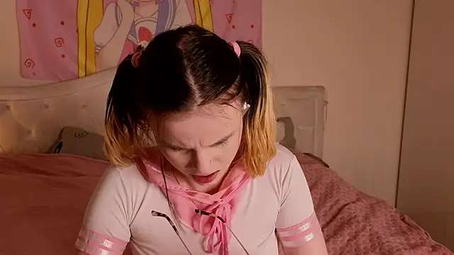 HanaMitsuri online show from 11-20-25, 05:57