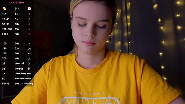 HanaMitsuri online show from 01-11-25, 06:23