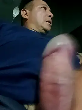 Snapshot of luchoarr chatting on 10-06-25, 03:08 luchoarr online show from 10-06-25, 03:08