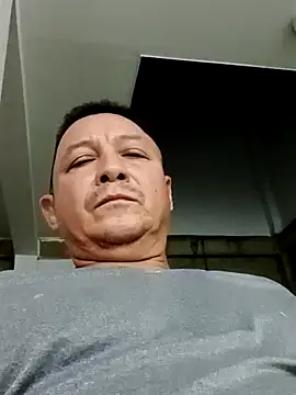 Snapshot of luchoarr chatting on 02-06-25, 11:48 luchoarr online show from 02-06-25, 11:48