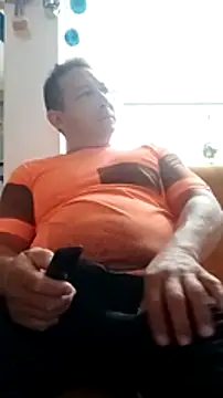 Snapshot of luchoarr chatting on 01-05-25, 01:58 luchoarr online show from 01-05-25, 01:58