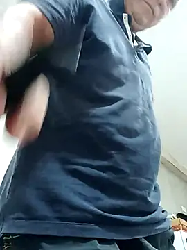 Snapshot of luchoarr chatting on 02-16-25, 02:10 luchoarr online show from 02-16-25, 02:10