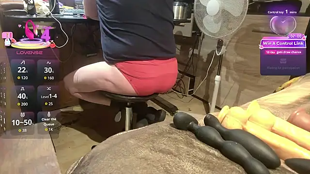 misteryman1956 online show from 07-22-26, 03:52
